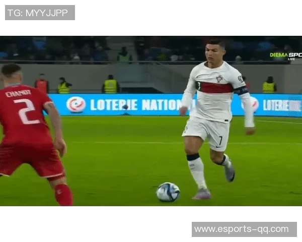 C罗职业生涯红牌统计揭秘肘击踢人假摔三大罪状分析